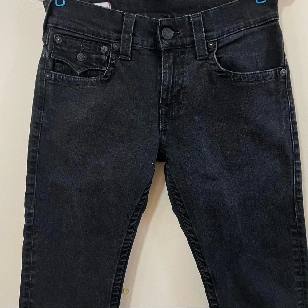True Religion Men’s Rocco Relaxed Black Denim Skinny Jeans (Size: 30)